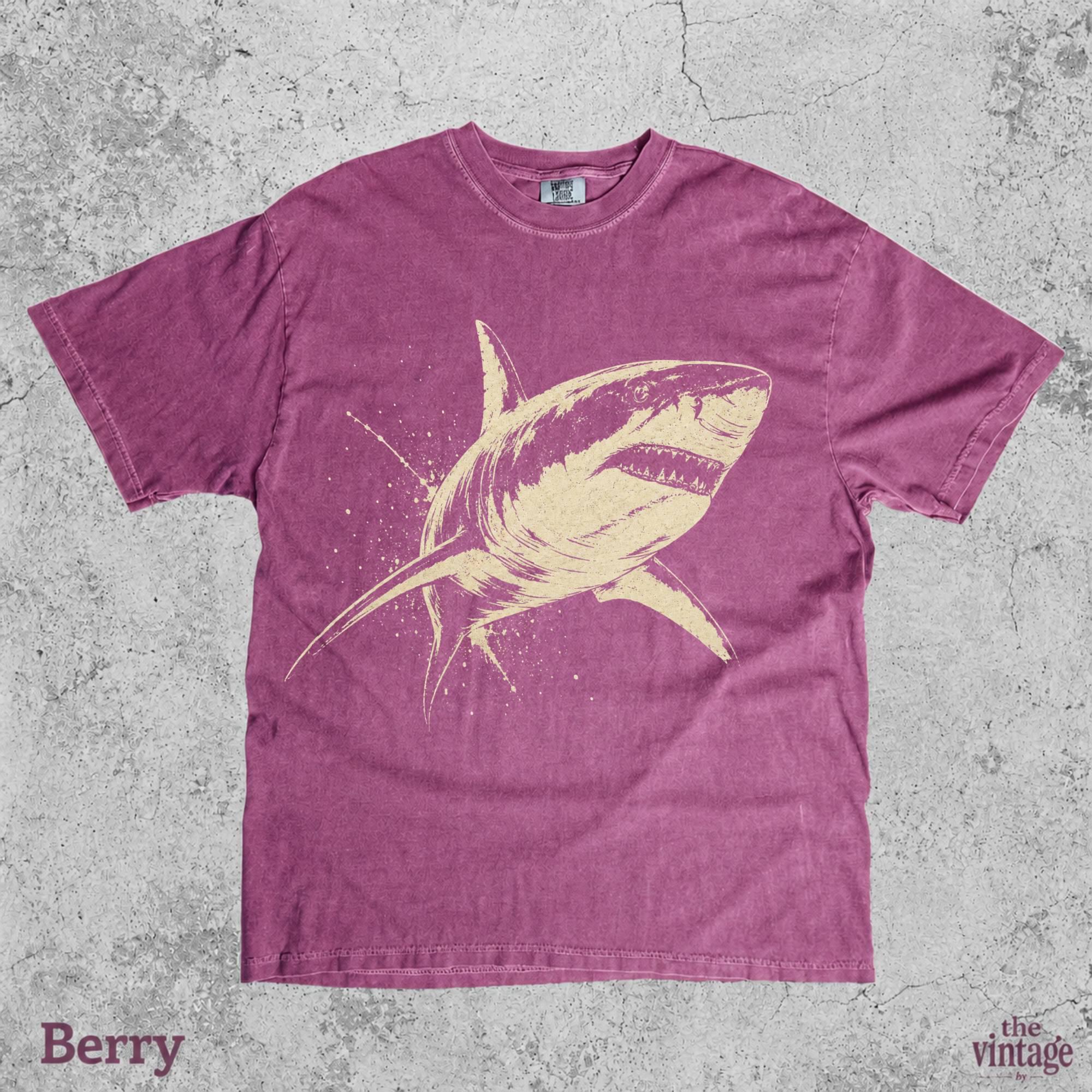 Vintage Retro Shark Graphic Tee, Comfort Colors Ocean Shirt, Y2K Shark T-Shirt, Vintage Marine Graphic Tee, Old School Streetwear